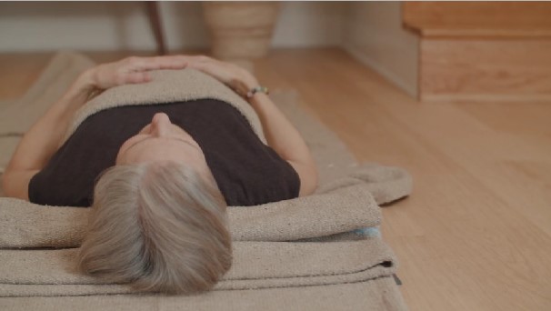 A Yoga Therapy Associates client practices prana nidra to find relief from autoimmune conditions and chronic fatigue syndrom